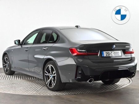 2025 BMW 3-Series - photo 2