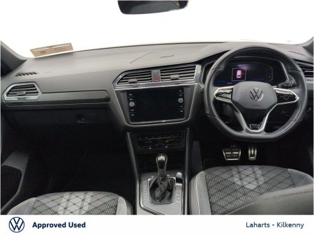 2024 Volkswagen Tiguan - photo 2