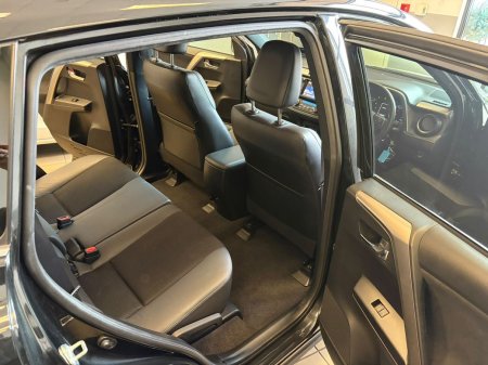 2016 Toyota RAV4 - photo 19