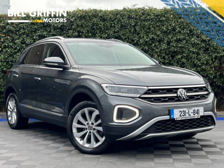 2023 Volkswagen T-Roc STYLE 2.0 TDI // APPLE CARPLAY/ANDROID AUTO // DIGITAL CLUSTER // ADAPTIVE CRUISE CONTROL