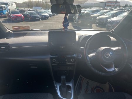 2023 Toyota Yaris Cross - photo 8