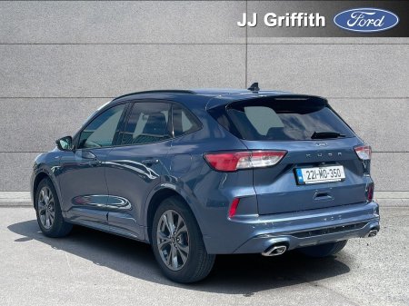 2022 Ford Kuga - photo 2