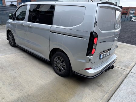 2025 Ford Transit Custom - photo 33