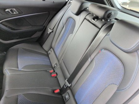 2021 BMW 1-Series - photo 6