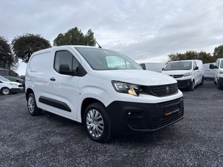 2020 Peugeot Partner - photo 3
