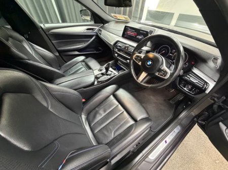 2018 BMW 5-Series - photo 18