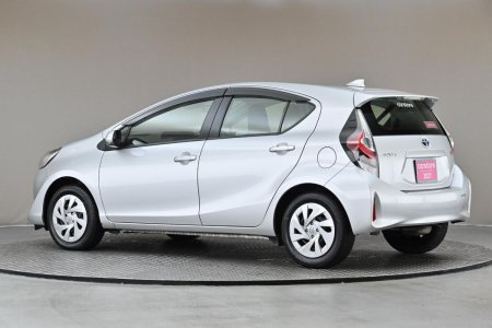 2021 Toyota Aqua - photo 6
