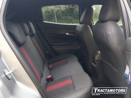 2025 Alfa Romeo Junior - photo 23