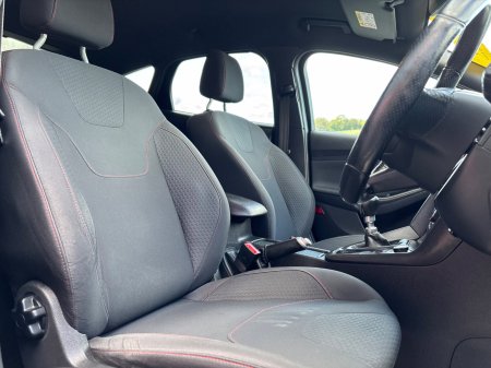 2017 Ford Focus - photo 25