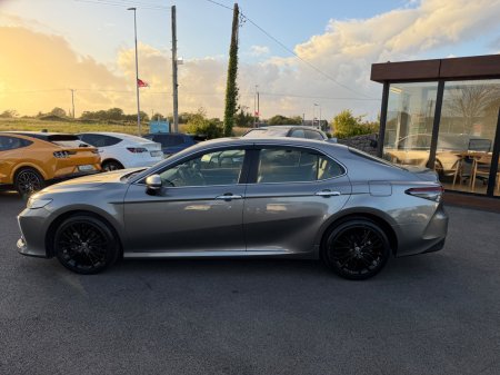 2023 Toyota Camry - photo 10