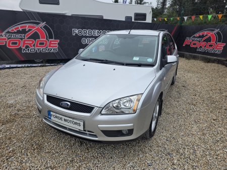 2008 Ford Focus - photo 2