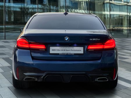2020 BMW 5-Series - photo 7