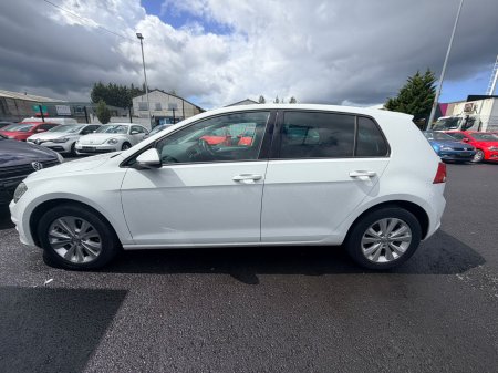 2017 Volkswagen Golf - photo 2