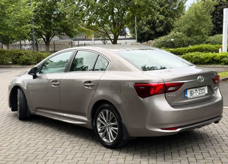 2016 Toyota Avensis - photo 8