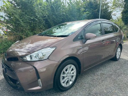 2020 Toyota Prius - photo 2