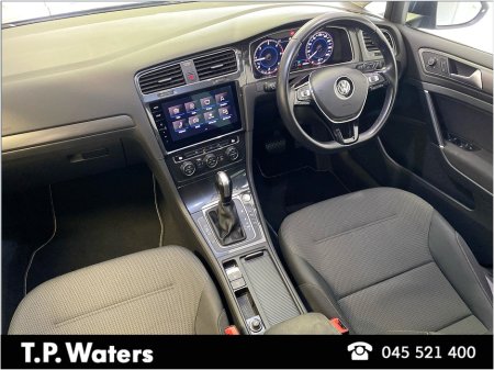 2020 Volkswagen Golf - photo 2