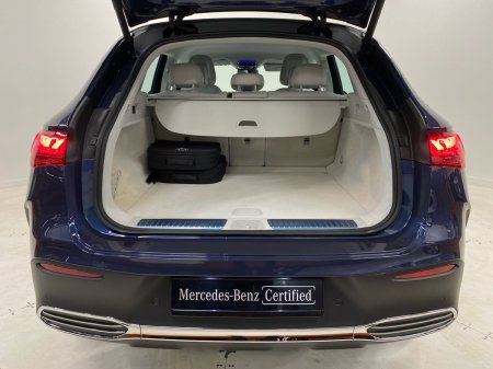2025 Mercedes-Benz EQE - photo 17