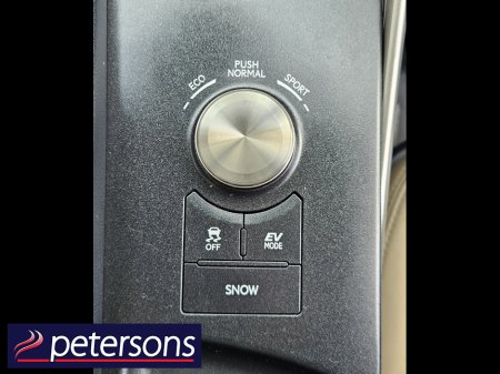 2017 Lexus IS - photo 24