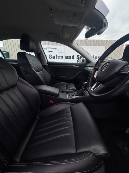 2020 Skoda Superb - photo 14