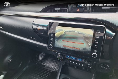 2023 Toyota Hilux - photo 12
