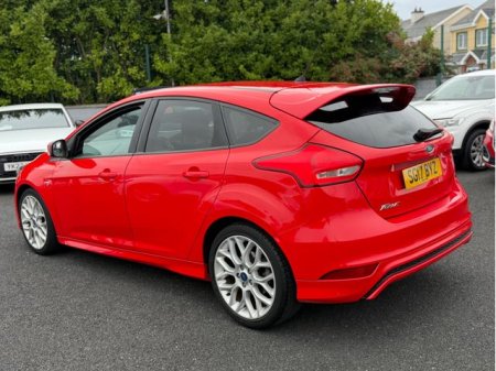 2017 Ford Focus - photo 8