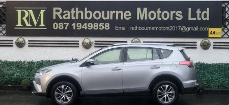 2019 Toyota RAV4 - photo 2