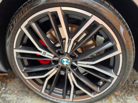 2022 BMW 5-Series - photo 28