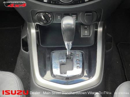 2018 Nissan Navara - photo 24