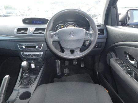 2011 Renault Fluence - photo 11