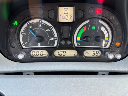 0 New Holland T7.225 - photo 6