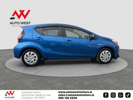 2018 Toyota Aqua - photo 8
