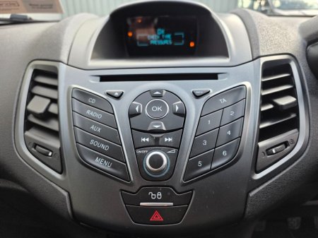 2016 Ford Fiesta - photo 14