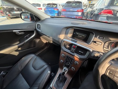 2017 Volvo V40 - photo 29