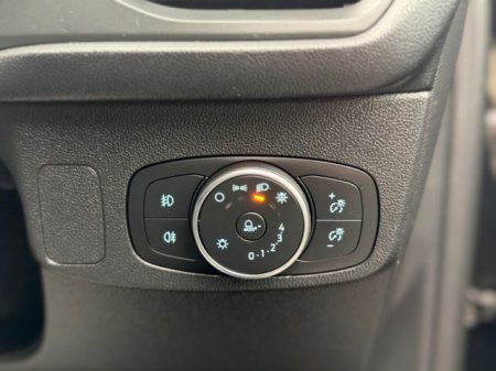 2020 Ford Focus - photo 17