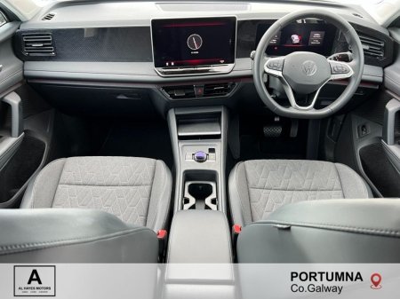 2026 Volkswagen Tiguan - photo 2
