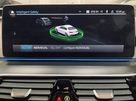 2022 BMW 5-Series - photo 19