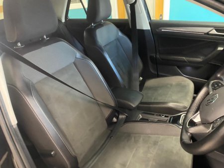 2023 Volkswagen T-Roc - photo 12