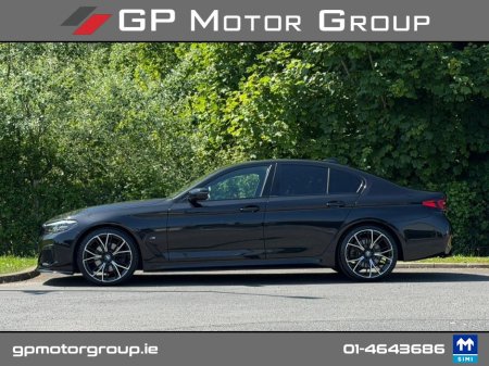 2021 BMW 5-Series - photo 4