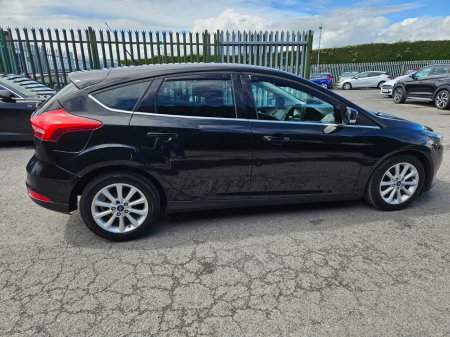 2016 Ford Focus - photo 7