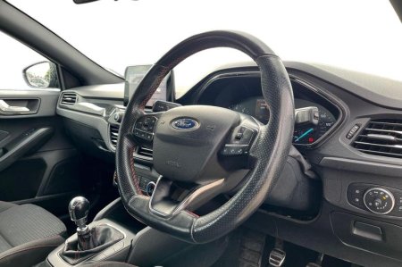 2019 Ford Focus - photo 9