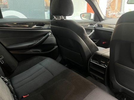 2018 BMW 5-Series - photo 16