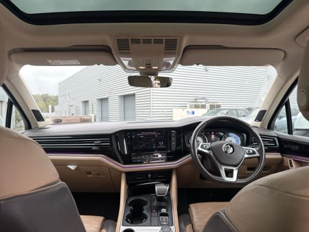 2019 Volkswagen Touareg - photo 9