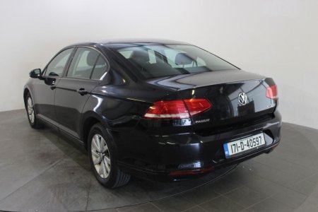 2017 Volkswagen Passat - photo 18