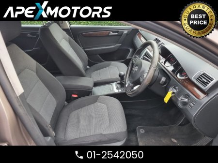 2011 Volkswagen Passat - photo 11