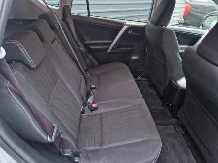 2017 Toyota RAV4 - photo 8