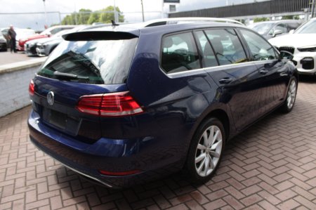 2019 Volkswagen Golf - photo 4