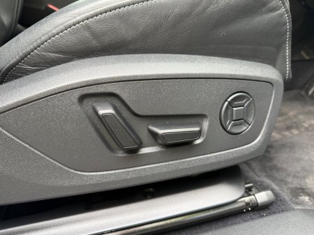 2024 Audi Q4 e-tron - photo 14