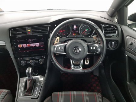2018 Volkswagen Golf - photo 3