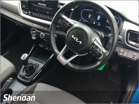 2024 Kia Stonic - photo 2