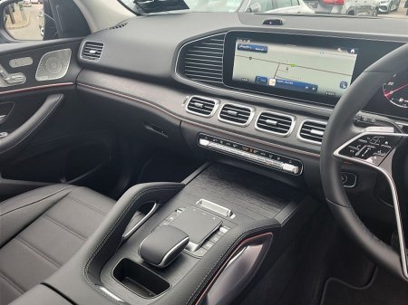 2027 Mercedes-Benz GLE - photo 14